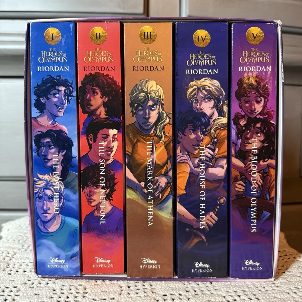 Heroes of Olympus : The Lost Hero / the Son of Neptune / the Mark of Athena /...